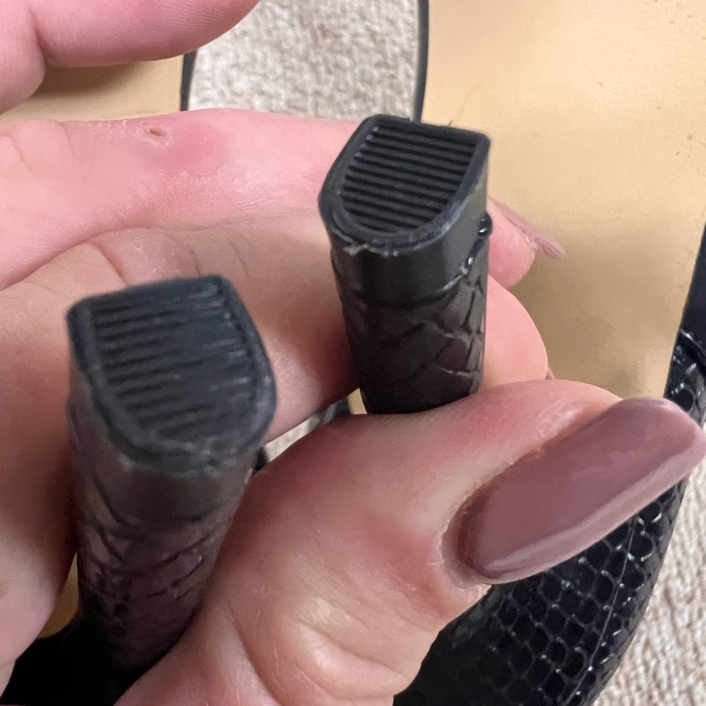 Nine West Black Patent Heels 8.5 - Picture 6 of 13